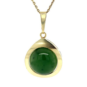 Gold pendant with nephrite 14 krt