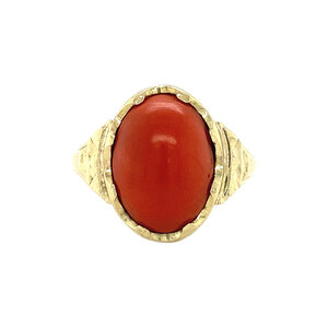 Gold ring with blood coral 14 kt