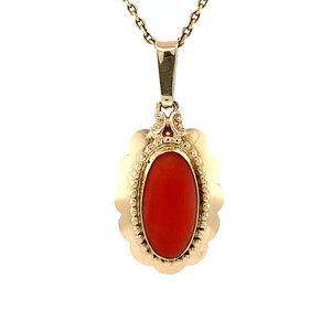 Gold pendant with blood coral 14 kt