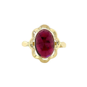 Gold ring with garnet 14 krt