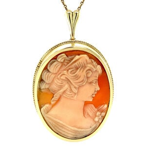 Gold pendant with cameo 14 krt