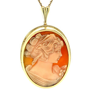 Gold pendant with cameo 14 kt