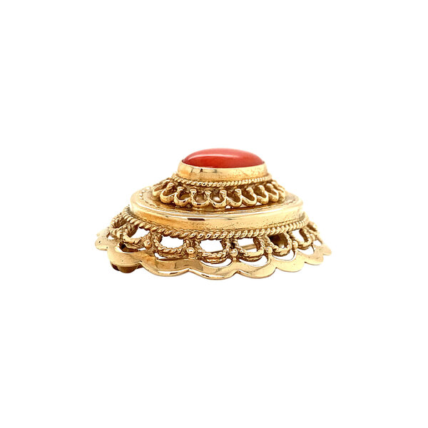 vintage Gold brooch with blood coral 14 kt