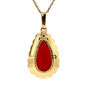 Gold pendant with blood coral 14 kt