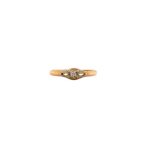 Rosé ring with diamond 12 crt