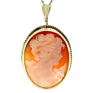 Gold pendant with cameo 14 krt