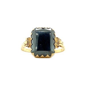 Gold ring with haematite 14 krt