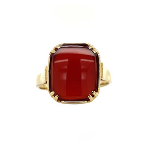 Gold ring with carnelian 14 krt