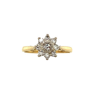 Gold entourage ring with diamonds 18 krt