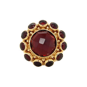 Gold entourage ring with garnet 14 krt