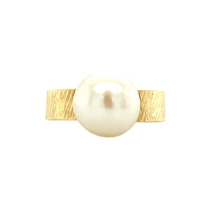 Gouden ring met parel 18 krt