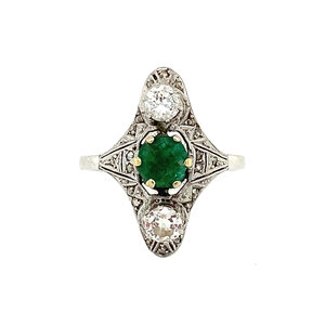 White gold princess ring with emerald and diamonds 18 krt