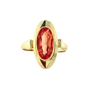 Gold ring with orange sapphire 14 krt