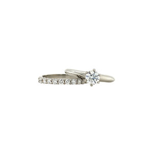 Platinum Tiffany & Co rings with diamond 950