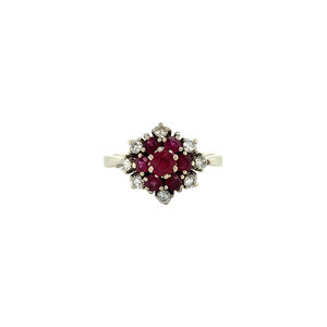 Witgouden ring met robijn en diamant 14 krt