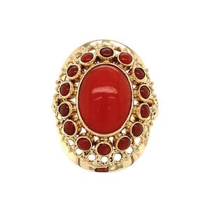 Gold entourage ring with blood coral 14 krt