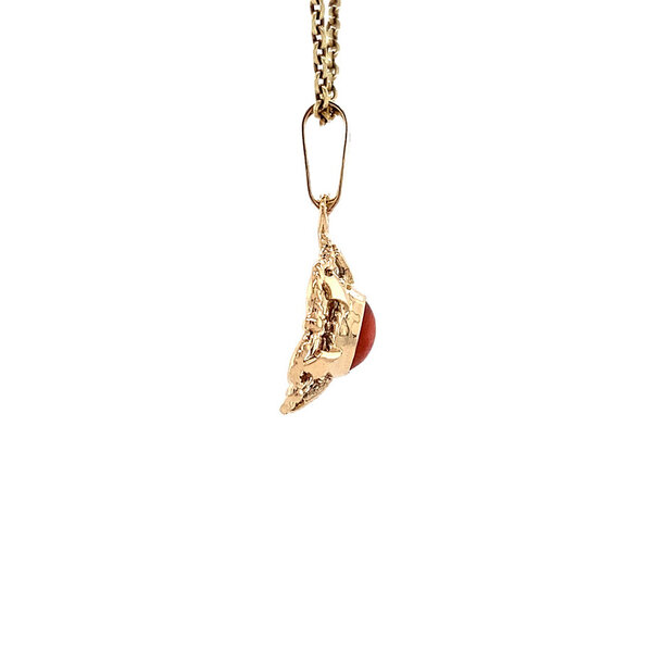 vintage Gouden hanger met bloedkoraal 14 krt