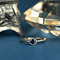 vintage Gouden entourage ring met diamant en saffier 14 krt