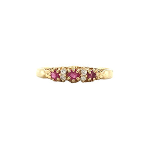 Gold row ring with natural ruby and diamond 14 krt