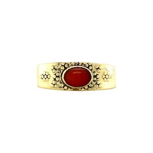 Gold ring with blood coral 14 krt