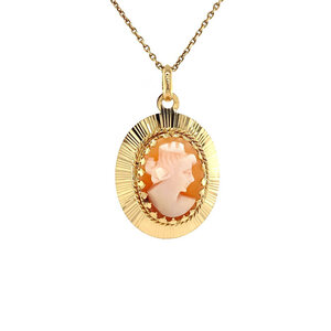 Gold pendant with cameo 18 krt