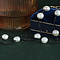 vintage Onyx collier met witte parels en een gouden sluiting 41 cm 14 krt