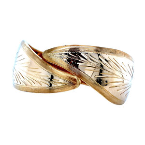 Gold bangle with engraving 18 krt