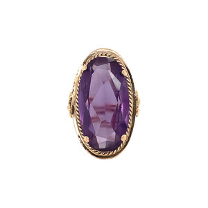 Rose gold ring with sapphire 14 krt