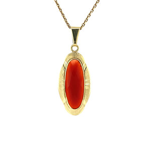 Gold pendant with carnelian 14 krt