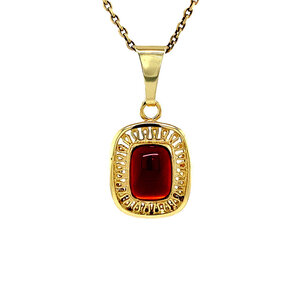 Gold pendant with garnet 14 krt