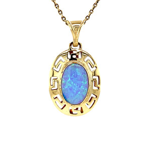 Gold pendant with opal 14 kt