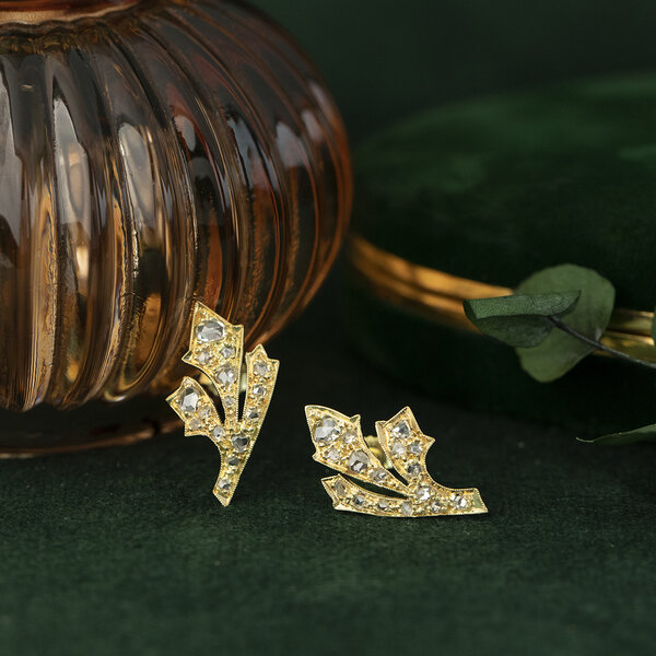 vintage Gouden oorstekers met roosdiamant 14 krt