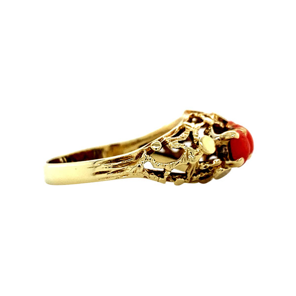 vintage Gouden ring met bloedkoraal 14 krt