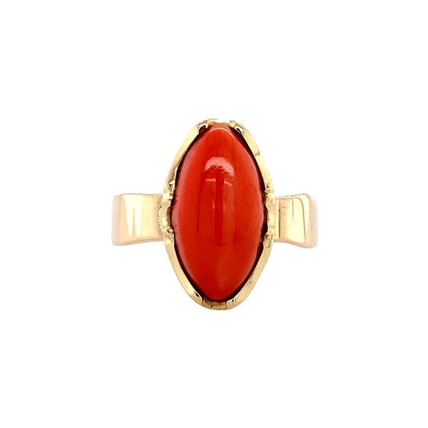 vintage Ring with blood coral 12 krt