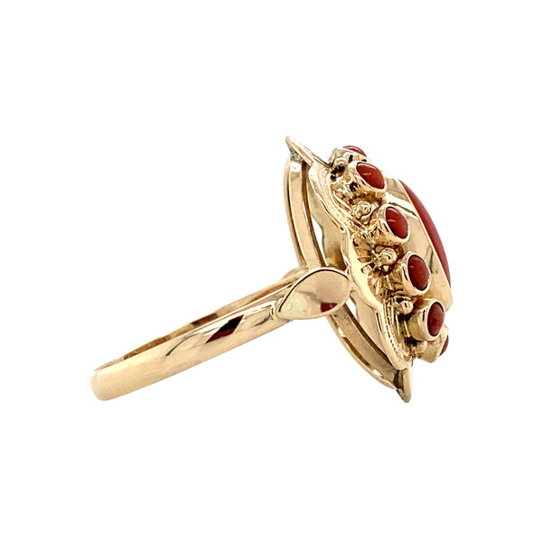 vintage Gouden entourage ring met bloedkoraal 14 krt