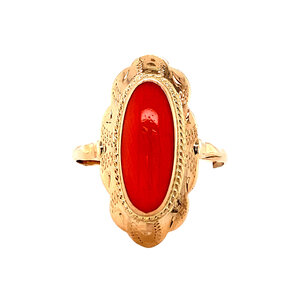 Gold ring with blood coral 14 kt