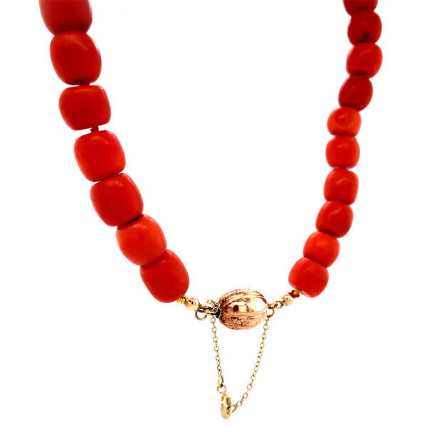 vintage Bloedkoraal collier met gouden sluiting 47 cm 14 krt