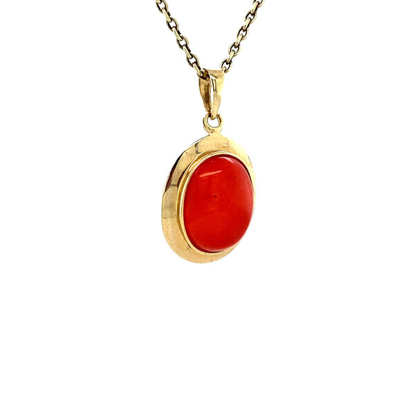 vintage Gold pendant with blood coral 14 krt