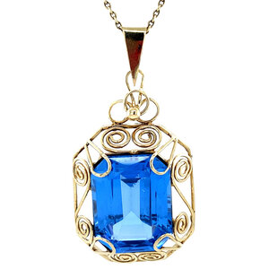 Gold pendant with spinel 14 kt