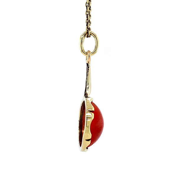 vintage Gold vintage pendant with blood coral 14 kt