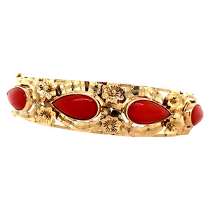Gold bangle with blood coral 14 krt