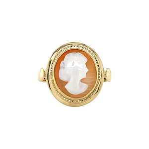 Gold ring with cameo 14 krt