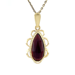 Gold pendant with garnet 14 kt