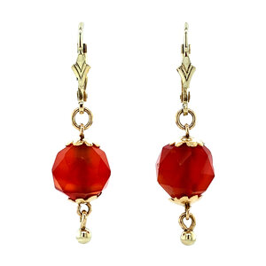 Gold earrings with carnelian 14 krt