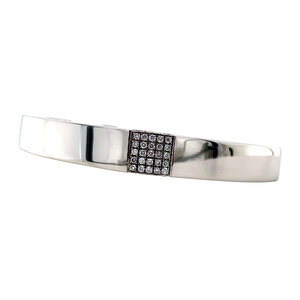 White gold bangle with diamonds 18 krt