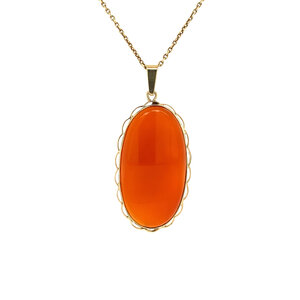 Gold pendant with carnelian 14 krt