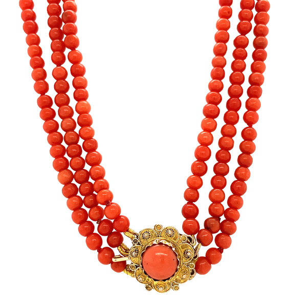 vintage Bloedkoraal collier met gouden sluiting 14 krt
