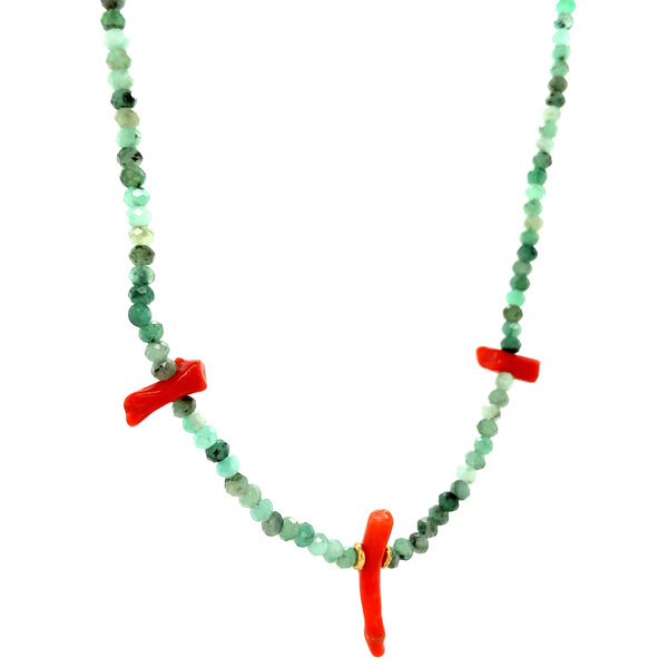 vintage Emerald necklace with blood coral 14 krt