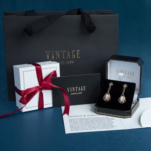 vintage Platina entourage oorhangers met smaragd en diamant 950