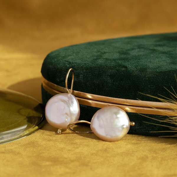 vintage Gouden oorhangers met parel 14 krt